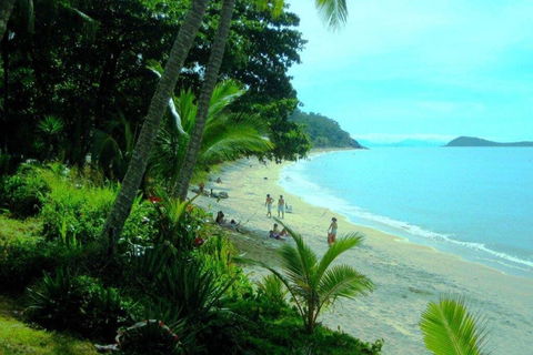 Blue Lagoon Lakeside Apartment - Schoolies Week Accommodation 1