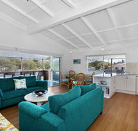 Blue River Apartments - Schoolies Week Accommodation