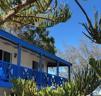 Blue Sky Escapes Beach house Ledge Point - Schoolies Week Accommodation
