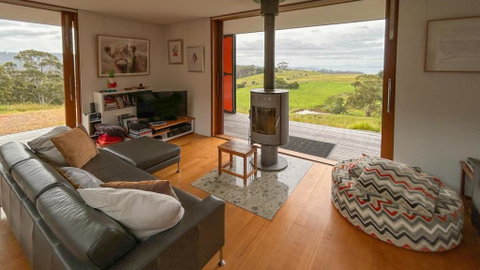 The Orange House - Schoolies Week Accommodation 1