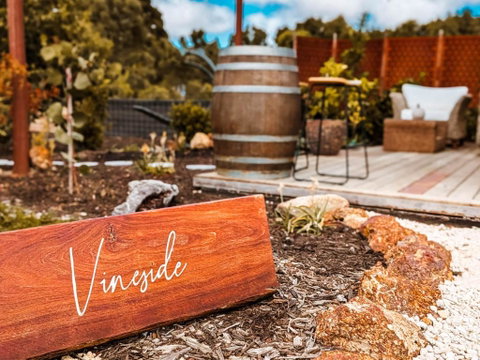 Welcome To Vineside - Schoolies Week Accommodation 1