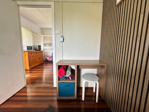 Zen Escape Guest House- Hidden Little Gem, Funky Corner, Boutique Granny Flat - Schoolies Week Accommodation 1