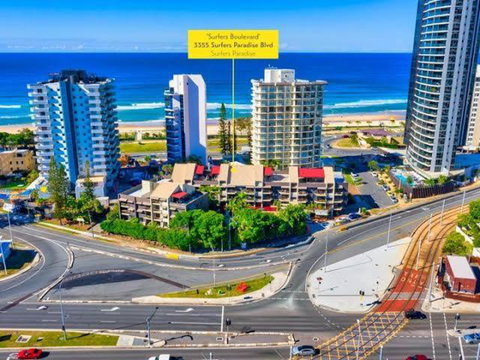 ZING - Schoolies Week Accommodation 0