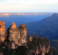 Blue Mountains In a DayPrivate Day Trip From Sydney - Schoolies Week Accommodation