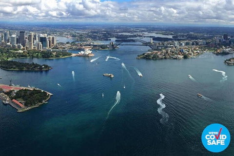 Private Helicopter Flight Over Sydney & Beaches For 2 Or 3 People - 20 Minutes - Schoolies Week Accommodation 3