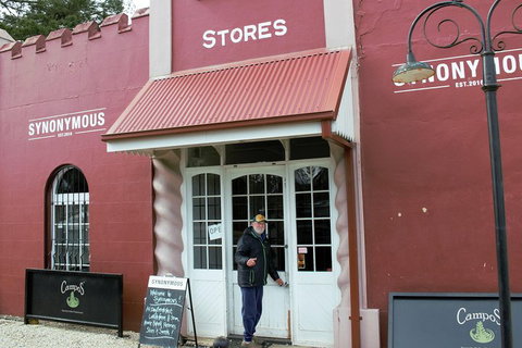 Blue Mountains - Schoolies Week Accommodation 0