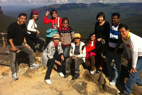 Private Blue Mountains Day Tour Including Wildlife Park - Schoolies Week Accommodation 1