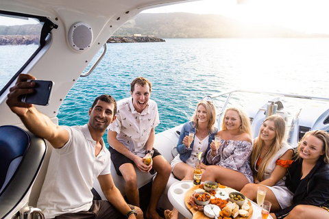 Premium Private Charter - Schoolies Week Accommodation 1
