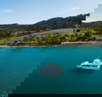 Deep-to-Dish Tasmanian Seafood Experience - Schoolies Week Accommodation