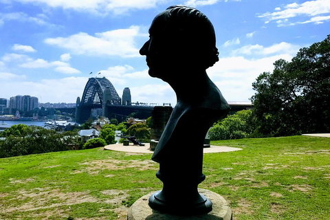 Discover Sydney - The Rocks - Schoolies Week Accommodation 0