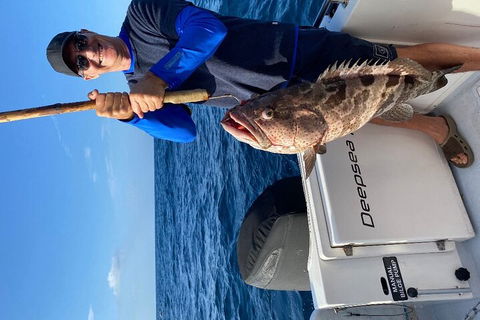 1/2 Day 5 Hour Offshore Fishing Charter - Schoolies Week Accommodation 5