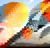 Natural Bridge  Springbrook Waterfalls Tour  Hot Air Balloon with Breakfast - Schoolies Week Accommodation