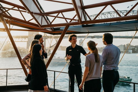 Sydney Shore Excursion: Sydney Opera House Walking Tour - Schoolies Week Accommodation 4