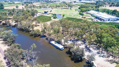 Swan Valley Gourmet Wine Cruise From Perth - Schoolies Week Accommodation 4