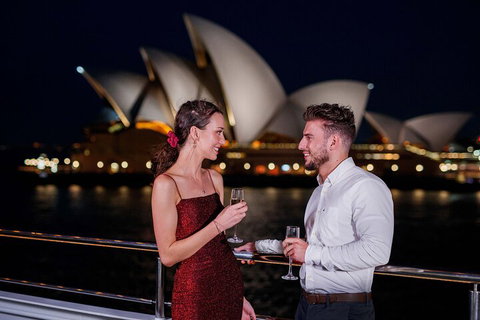 Sydney Harbour Dinner Cruise - Schoolies Week Accommodation 3