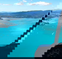 Reef  Whitehaven Landing - Schoolies Week Accommodation