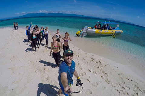 Ocean Safari Great Barrier Reef Experience In Cape Tribulation - Schoolies Week Accommodation 5