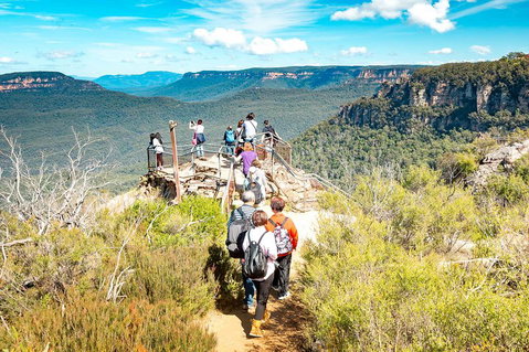 Small-Group Blue Mountains Day Trip From Sydney With Wildlife Park - Schoolies Week Accommodation 1