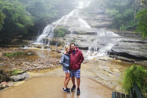 Blue Mountains Day Trip From Sydney With Amazing Lookouts (Private Tour) - Schoolies Week Accommodation 0