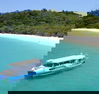 Whitsunday Bullet Day Trip - Whitehaven Beach and Snorkelling - Schoolies Week Accommodation