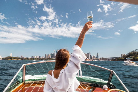 Private Icons And Highlights Cruise Of Sydney Harbour - Schoolies Week Accommodation 2