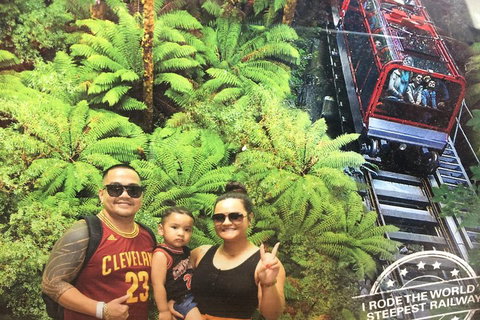 Blue Mountains Private Full-Day Tour From Sydney With Cruise - Schoolies Week Accommodation 3