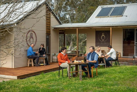 Wine Tour 4WD Tour - Schoolies Week Accommodation 4