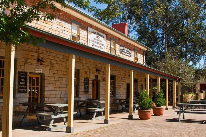 Sydney NSW Schoolies Week Accommodation