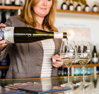 Kangaroo Island Gourmet Food and Wine 4WD Tour - Schoolies Week Accommodation