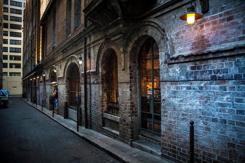 Explore Sydney's Secrets In A Series Of Fun Cryptic Clues - Schoolies Week Accommodation 1
