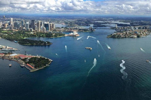 Helicopter Flight Over Sydney And Beaches - 20 Minutes - Schoolies Week Accommodation 3