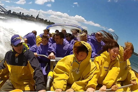 30-Minute Sydney Harbour Jet Boat Ride: Thunder Twist - Schoolies Week Accommodation 0