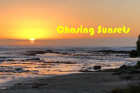 Triumph Street Scrambler 900cc - Schoolies Week Accommodation 2