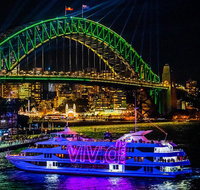 Walk the Lights A VIVID Festival Walking Tour - Schoolies Week Accommodation